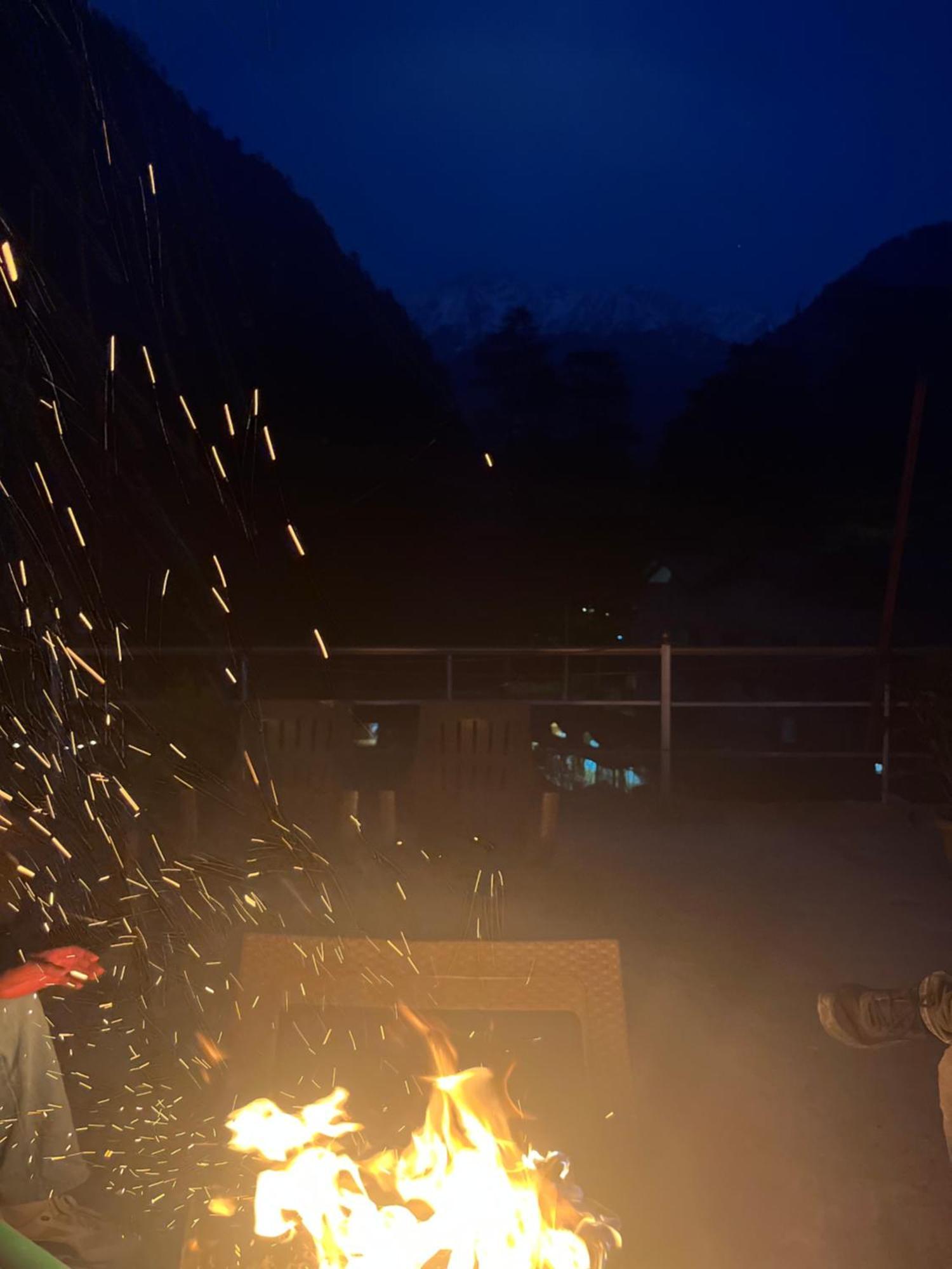 Russian Unit Kasol By Valley מראה חיצוני תמונה